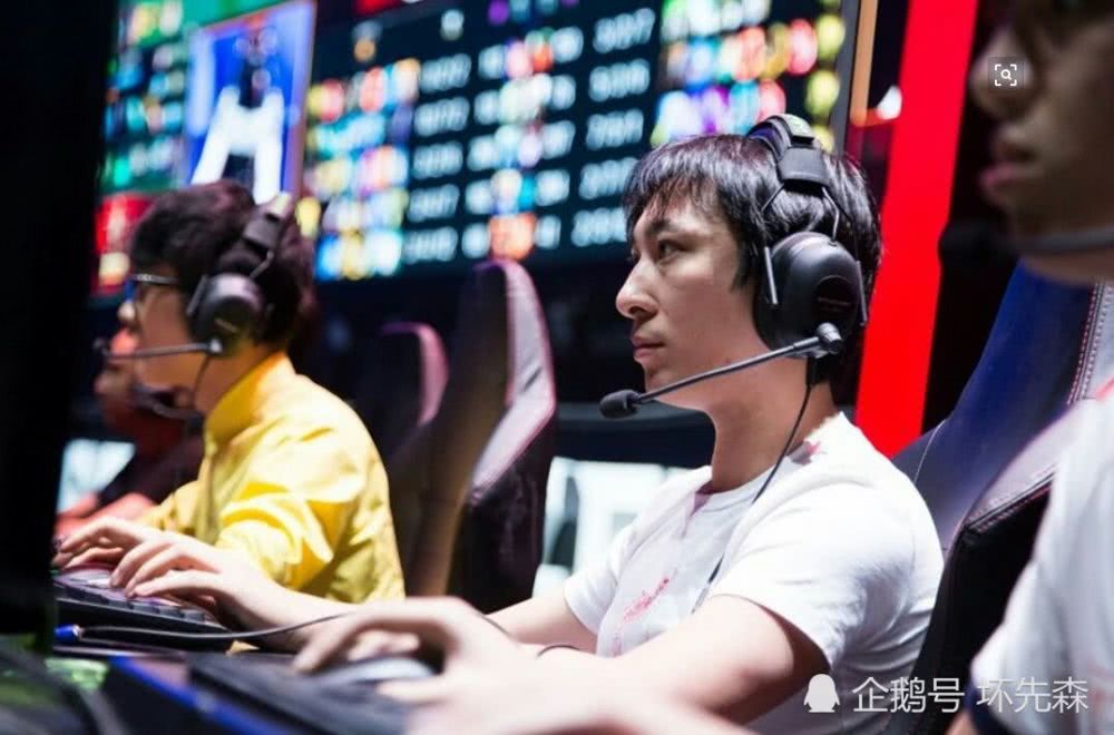  电竞选手心理辅导助力稳定发挥