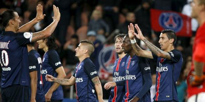  法甲霸主稳固领跑，升降级悬念持续升温