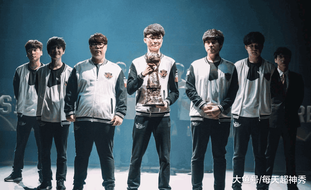  老牌战队重组阵容，强势回归震撼联赛