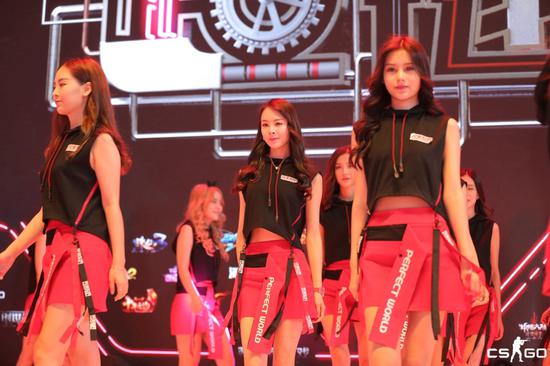  电竞女子战队崛起展现巾帼风采  